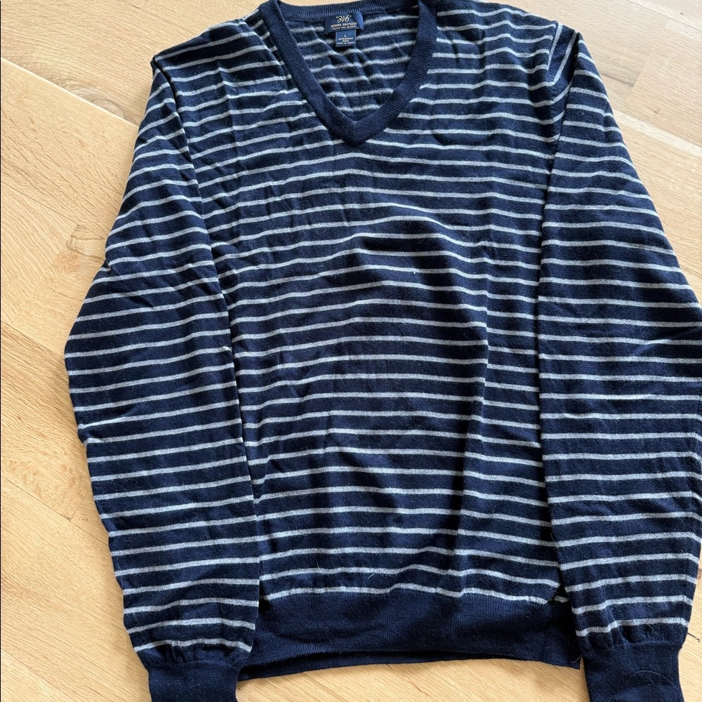 Brooks Brothers Merino Wool Sweater - Size Large